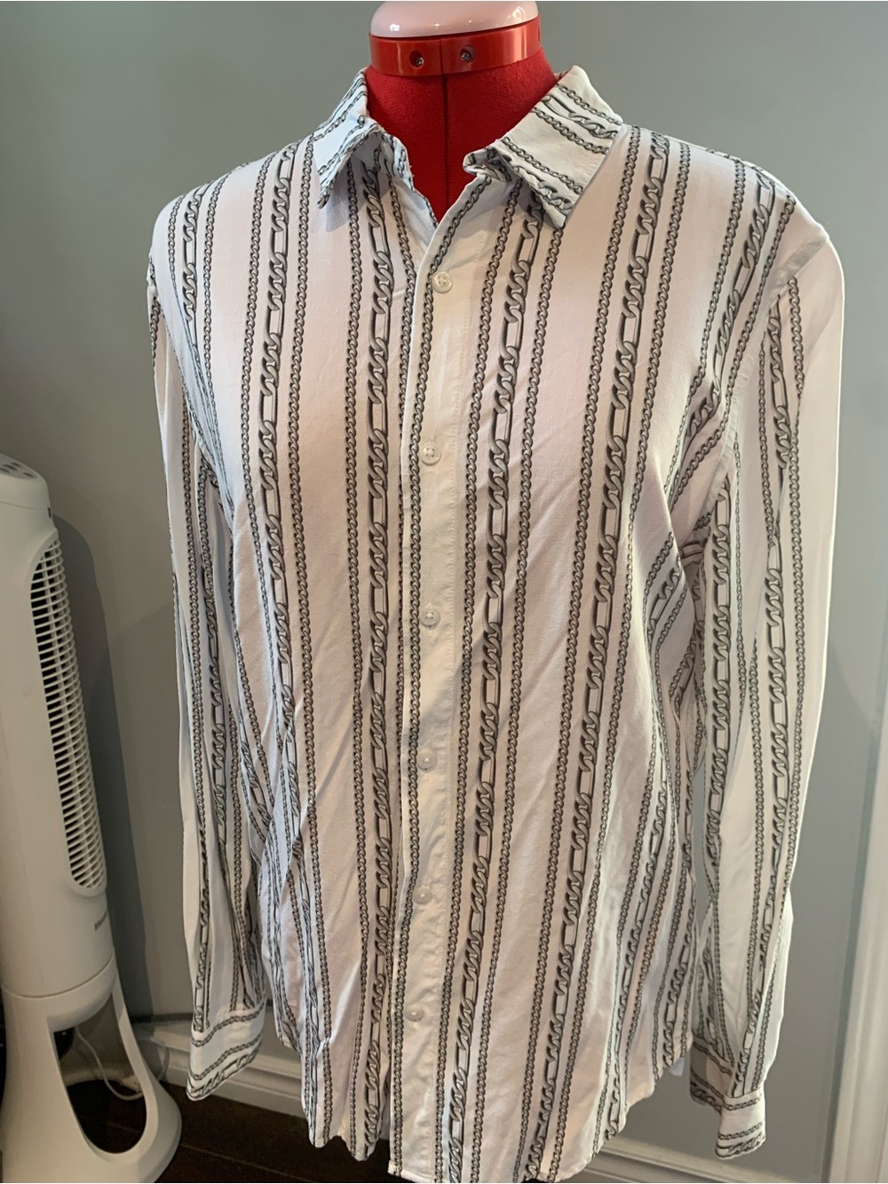 Guess Men’s White Button-Down Shirt with Grey Chain Stripe
